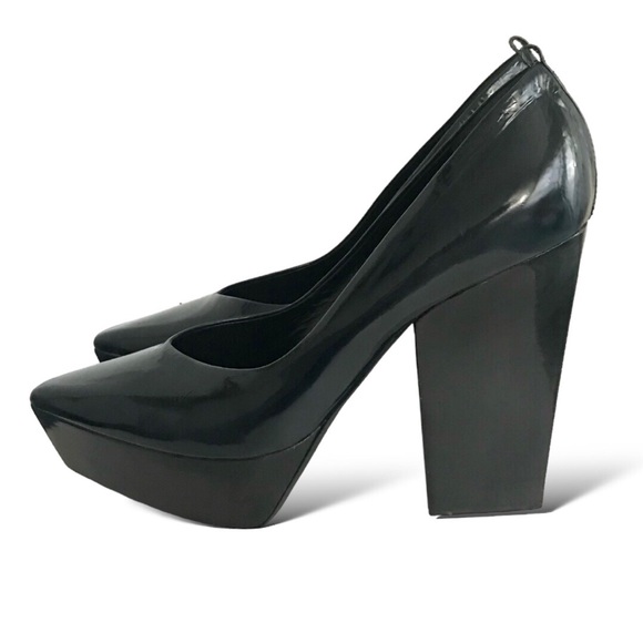 Jil Sander Shoes - Jil Sander 2007 Runaway Luxury Collection, Patent Leather Pumps, Size EU 39